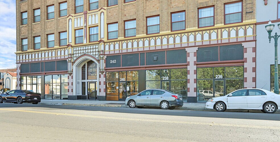 More Photos Of 246 N Sutter St, Stockton Apartments For Sale