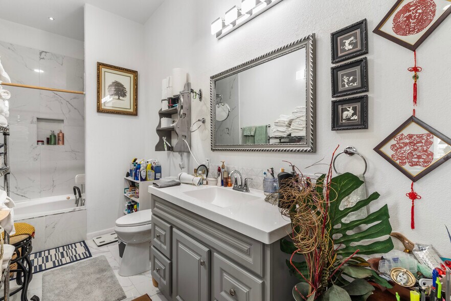 More Photos Of 25033 N Highway 288B, Angleton Land For Sale