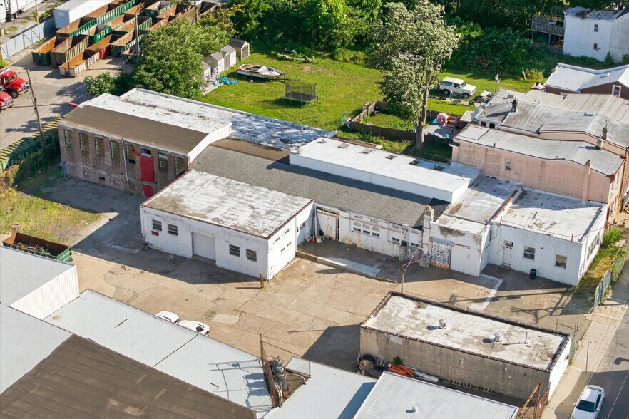 More Photos Of 4821 Garden St, Philadelphia Industrial For Sale