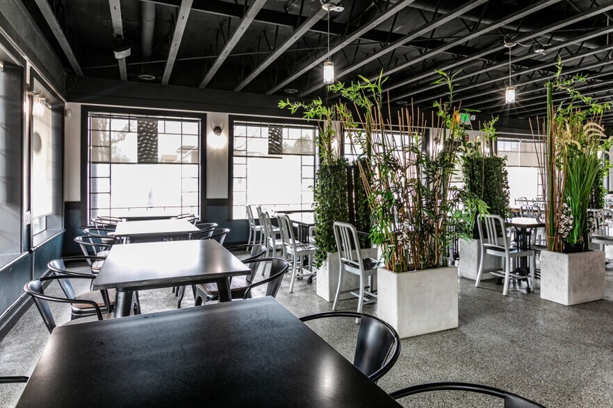 More Photos Of 410 N University Ave, Provo Fast Food For Sale