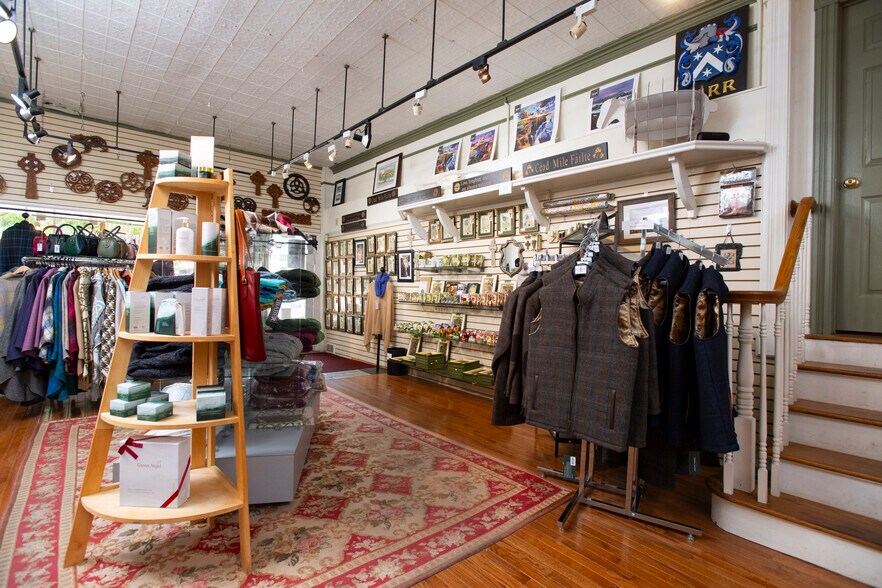 More Photos Of 137 E Main St, Ligonier Township Storefront Retail Residential For Sale