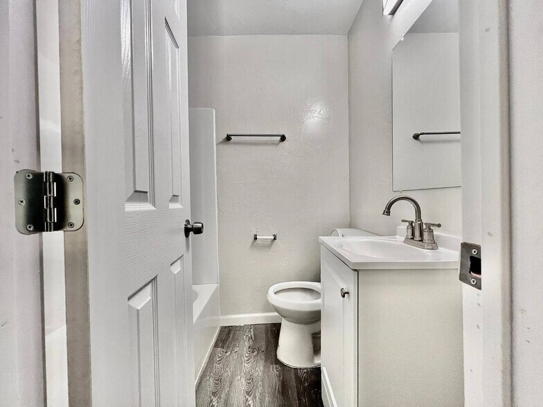 More Photos Of 3100 S Dumas Ln, Oklahoma City Apartments For Sale