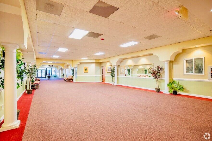 More Photos Of 117 International Dr, Morrisville Flex For Sale