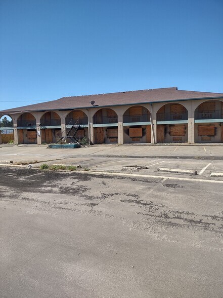 More Photos Of 1216 Interstate Highway 30, Greenville Hotel For Sale