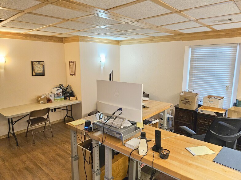 More Photos Of 662 New Castle Rd, Butler Office For Sale
