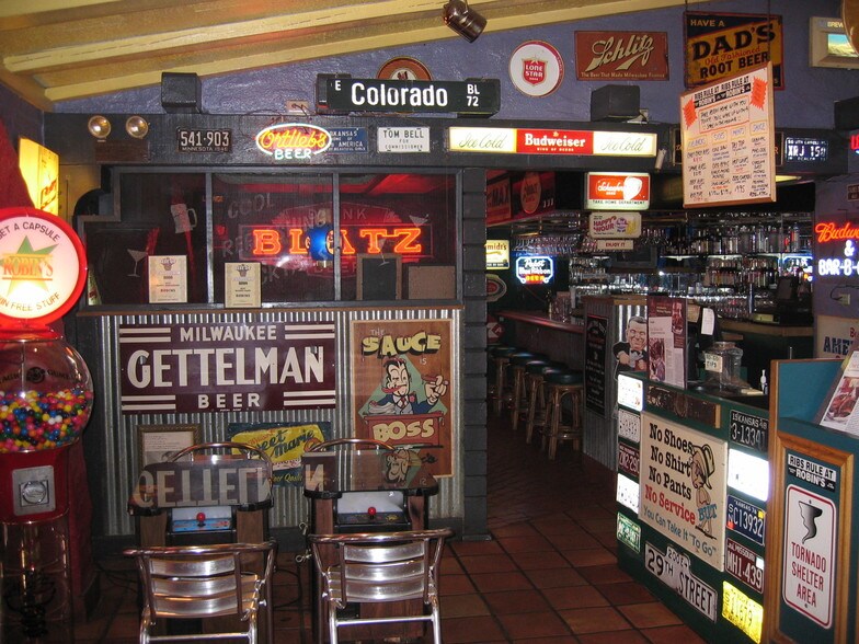 More Photos Of 395 N Rosemead Blvd, Pasadena General Retail For Lease