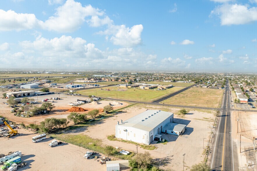 More Photos Of 1550 Laredo Dr, Odessa Warehouse For Sale