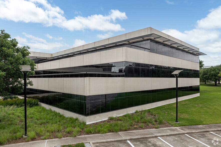 More Photos Of 5340 Legacy Dr, Plano Unknown For Lease