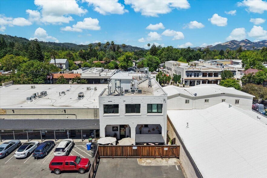 More Photos Of 1440 Lincoln Ave, Calistoga Storefront For Sale