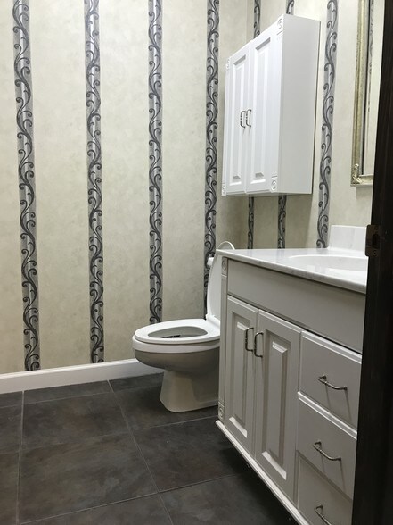 More Photos Of 4400 Bayou Blvd, Pensacola Office Residential For Lease