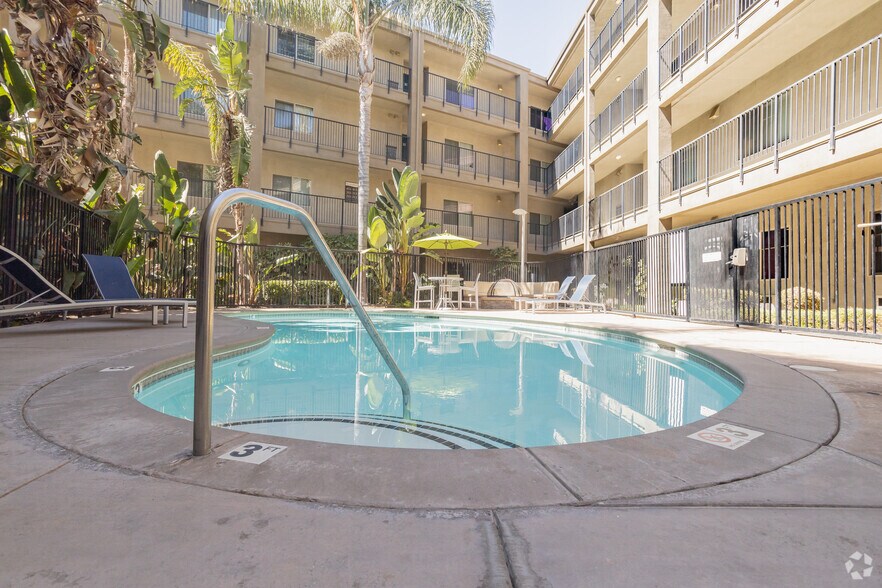 More Photos Of 1666 Da Vinci Ct, Davis Apartments For Sale