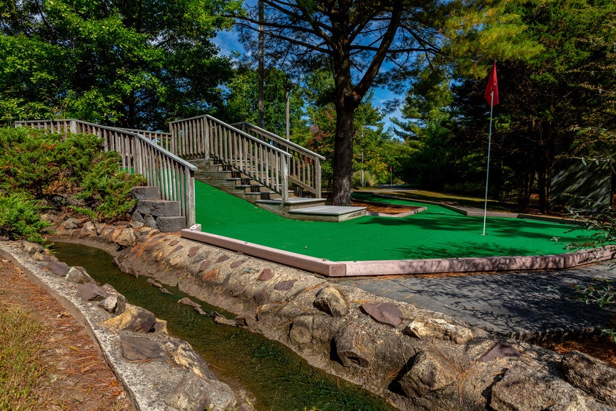 More Photos Of 394 Route 31 N, Ringoes Golf Course Driving Range For Sale