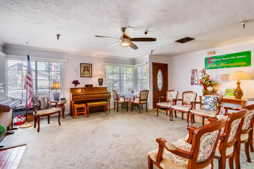 More Photos Of 1061 E Bradley Ave, El Cajon Assisted Living For Sale