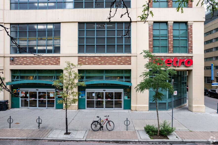 More Photos Of 89 Gould St, Toronto Apartments For Lease