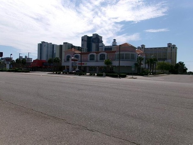 More Photos Of 1900 N Kings Hwy, Myrtle Beach Freestanding For Lease