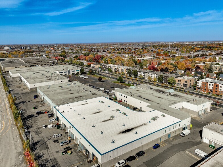 More Photos Of 8552-8678 Boul Pie-IX, Montréal Warehouse For Lease