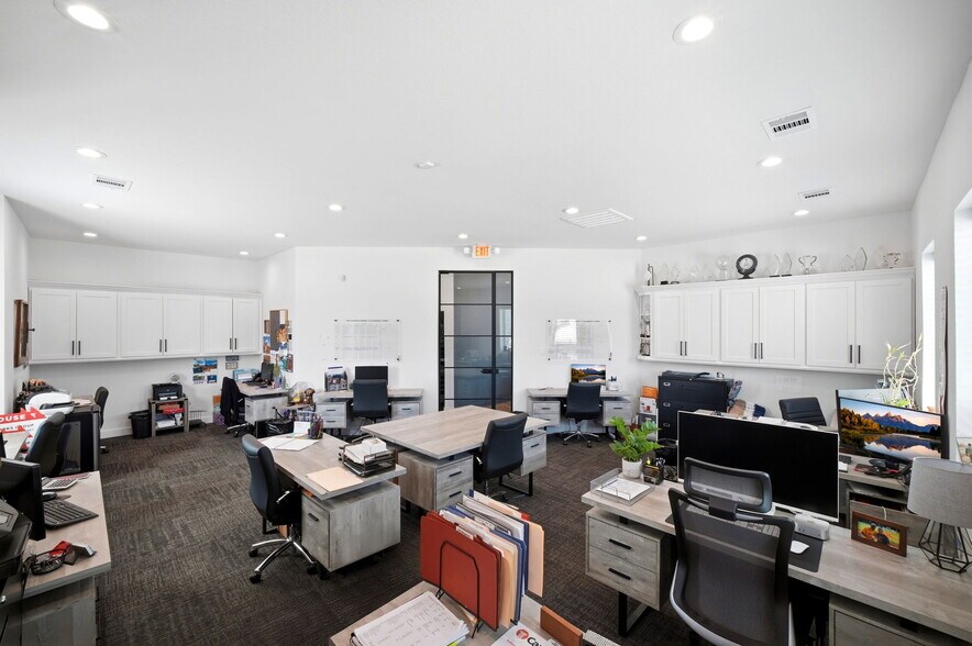 More Photos Of 23309 Kuykendahl Rd, Tomball Office For Sale