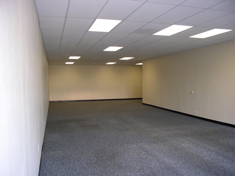 More Photos Of 321 San Felipe Rd, Hollister Medical For Lease