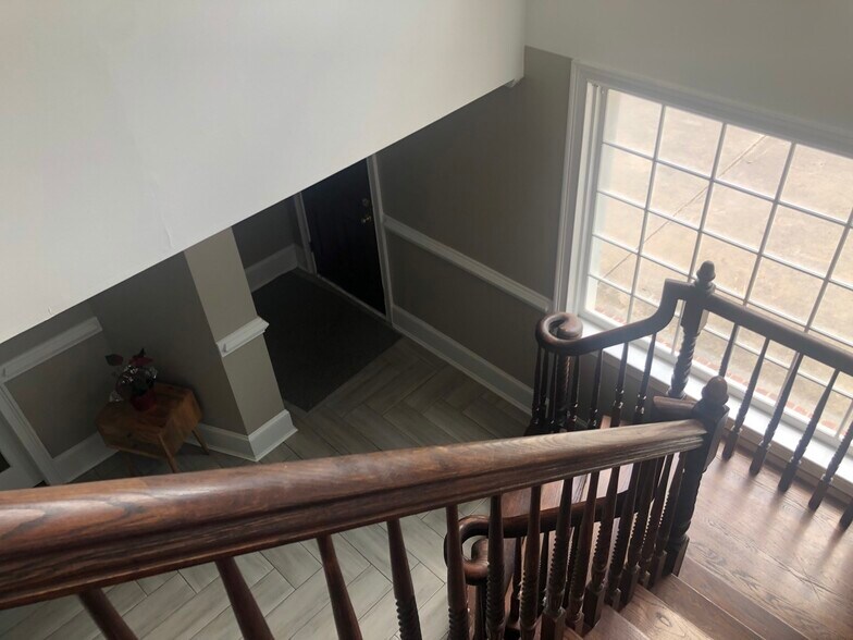 More Photos Of 1126 Ponce De Leon Ave, Atlanta Office For Sale