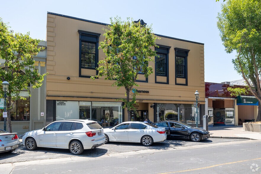 More Photos Of 2317 Broadway, Redwood City Office For Lease