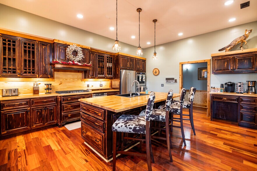 Primary Photo Of 60 Spradley Rd, Eclectic Specialty For Sale