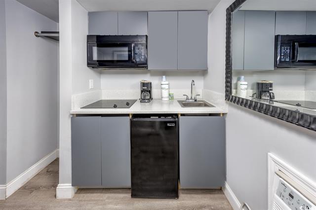 More Photos Of 2711 S Ocean Blvd, Myrtle Beach Hotel For Sale