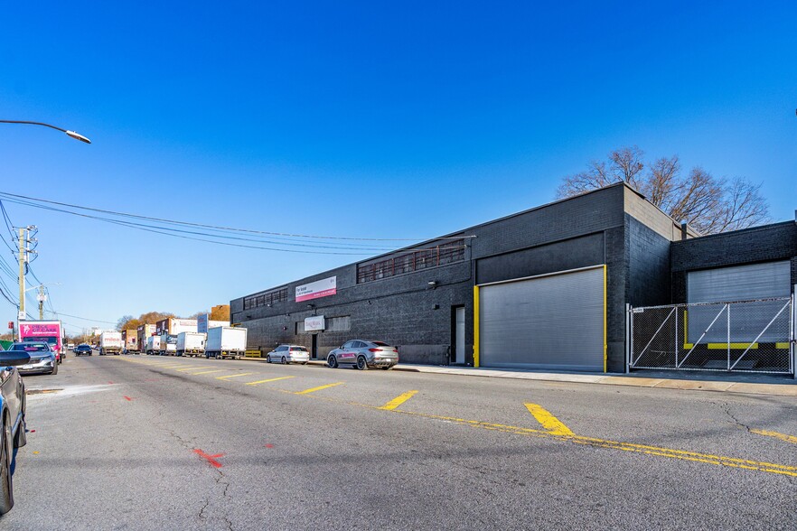 Primary Photo Of 61-26 Maurice Ave, Maspeth Warehouse For Lease