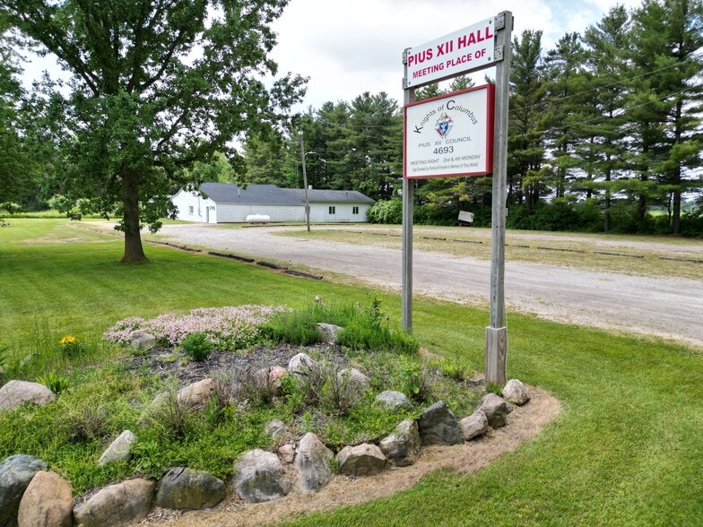 More Photos Of 145 Wedge Rd, Sandusky Specialty For Sale
