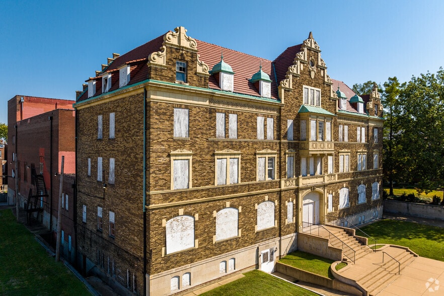 Primary Photo Of 2345 Lafayette Ave, Saint Louis Religious Facility For Sale