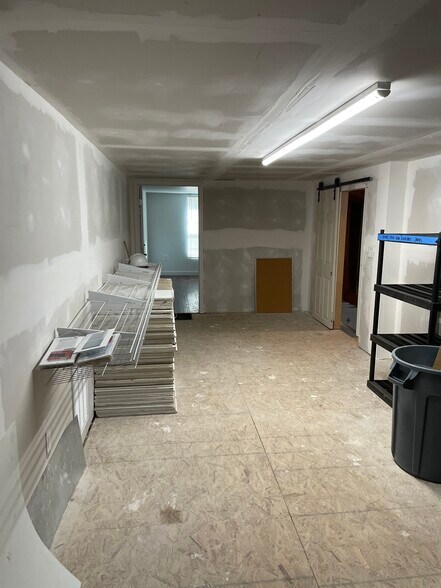 More Photos Of 5036 Obarr Rd, Knoxville Office For Sale