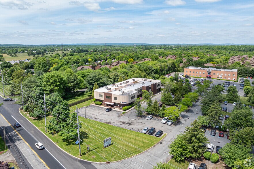 More Photos Of 1553 State Route 27, Somerset Office For Sale