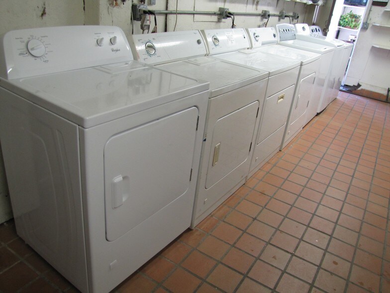 More Photos Of 4041 Washington St, Vicksburg Hotel For Sale