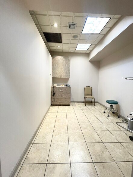More Photos Of 8708 Justice Ave, Elmhurst Apartments For Sale