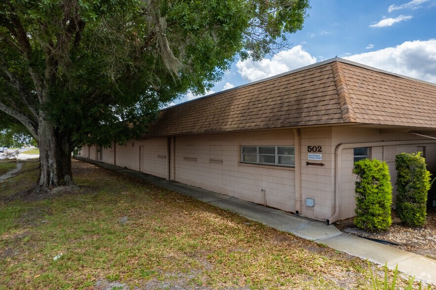 More Photos Of 502 E Bridgers Ave, Auburndale Warehouse For Lease