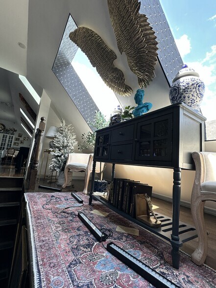 More Photos Of 141 Mansion Ave, Staten Island Restaurant For Sale