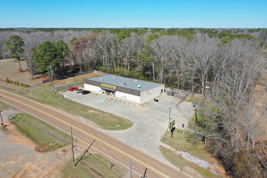 More Photos Of 3073 Highway 16 E, Carthage Convenience Store For Sale