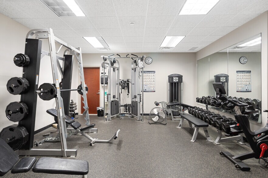 More Photos Of 19 E Schuyler St, Oswego Specialty For Sale