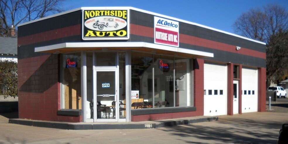 Primary Photo Of 4200 N Fremont Ave, Minneapolis Auto Repair For Sale