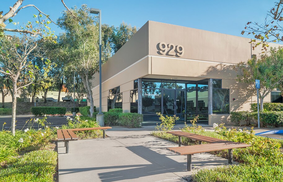 Primary Photo Of 929 Calle Negocio, San Clemente Light Distribution For Lease