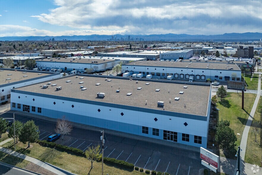 More Photos Of 3975 Monaco Pky, Denver Warehouse For Lease