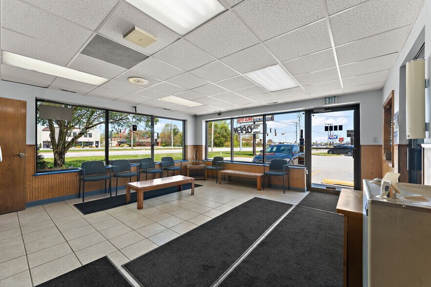 More Photos Of 5843 Us-6, Portage Auto Repair For Sale