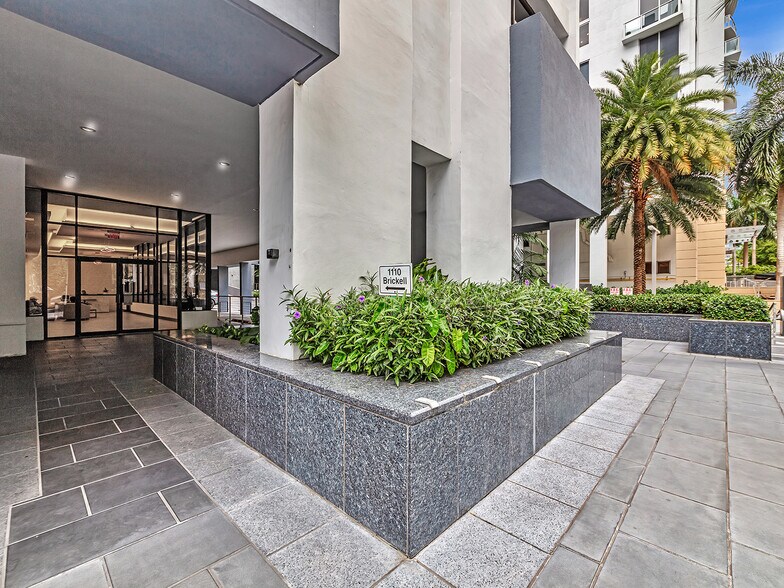 More Photos Of 1110 Brickell Ave, Miami Office Residential For Lease