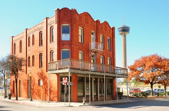 More Photos Of 119 Heiman St, San Antonio Unknown For Lease