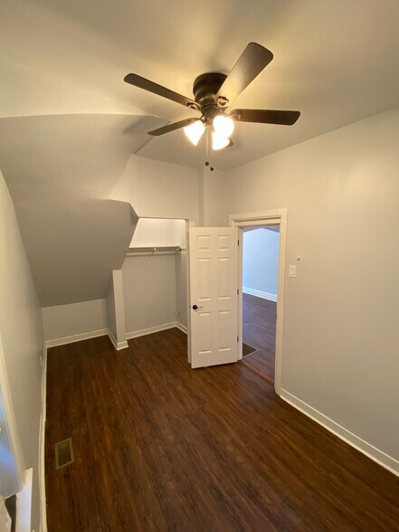 More Photos Of 1460 W Huron St, Chicago Apartments For Sale