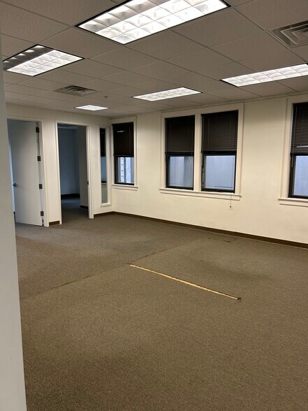More Photos Of 108 Church St, New Brunswick Office For Lease