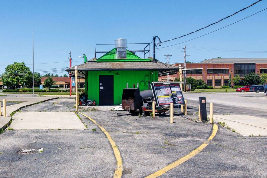 More Photos Of 4825 E Main St, Columbus Fast Food For Sale