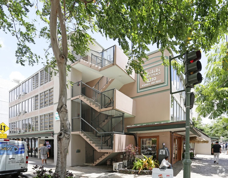 More Photos Of 2310 Kuhio Ave, Honolulu Unknown For Lease