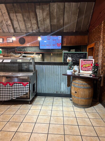 More Photos Of 705 E Moore Ave, Terrell Restaurant For Sale