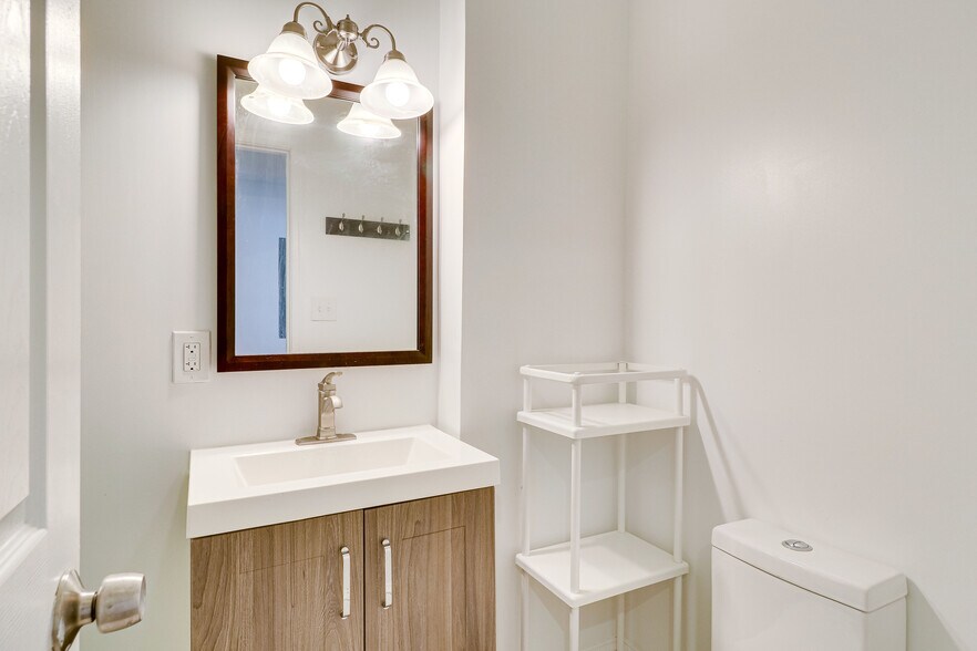 More Photos Of 409 Constitution Ave NE, Washington Multifamily For Sale