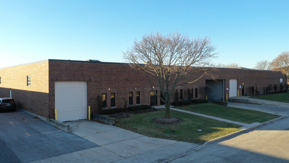 Primary Photo Of 236-244 William St, Bensenville Manufacturing For Lease